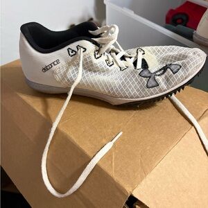 Under Armour Men's Track and Field Spikes size 8